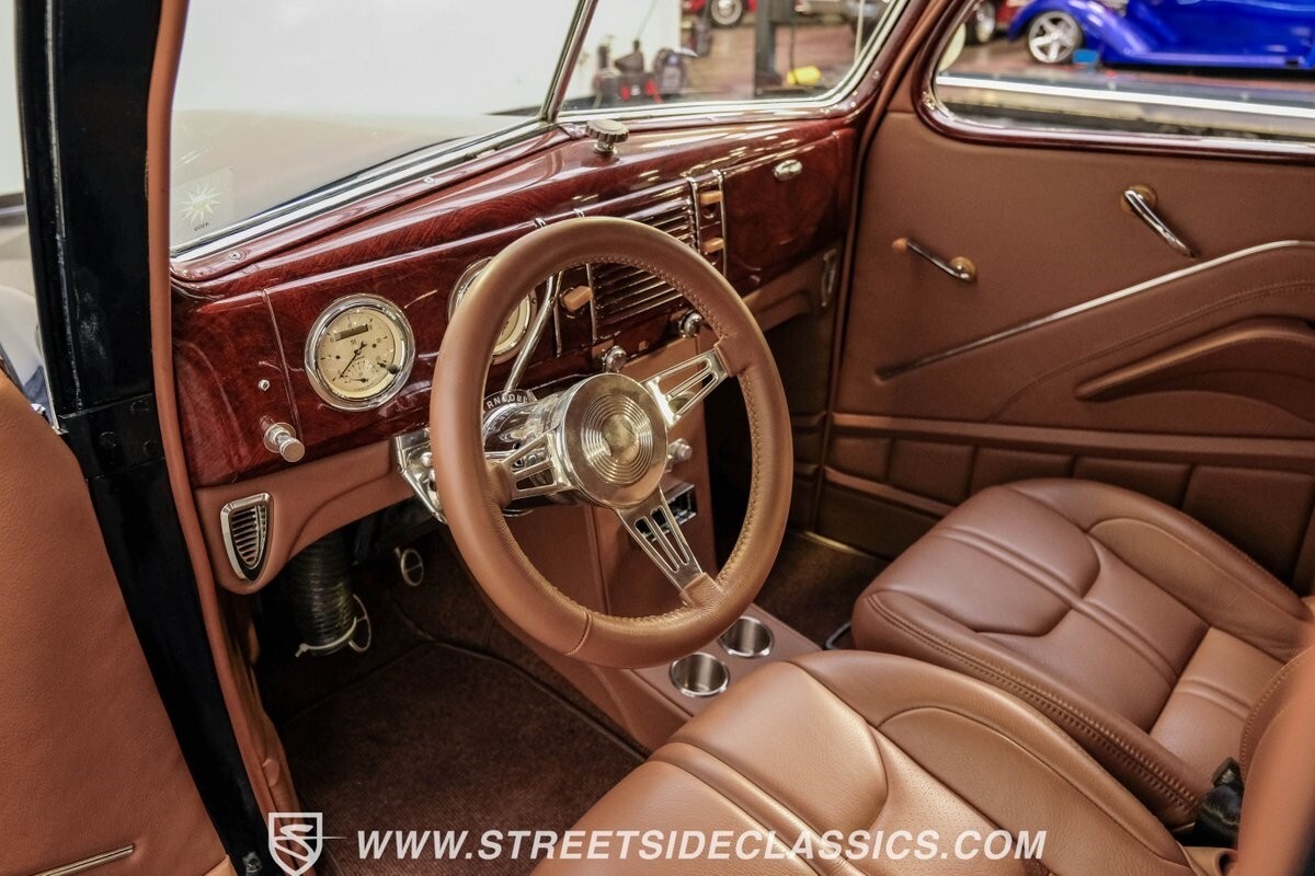 1939 Ford 5-Window Coupe Streetrod - photo 5