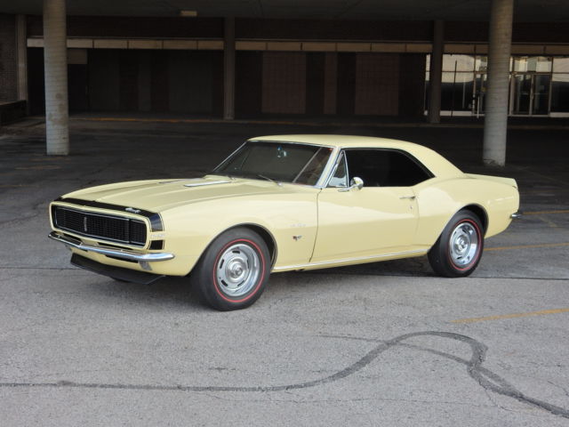 BEAUTIFUL Fully Restored Fully Sorted 1967 Chevrolet Camaro RS Coupe 327/Auto !! 1967 Chevrolet Camaro RS