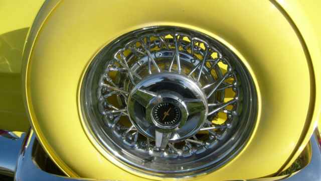 1956 Ford Thunderbird GOLDEN GLOW YELLOW - photo 3