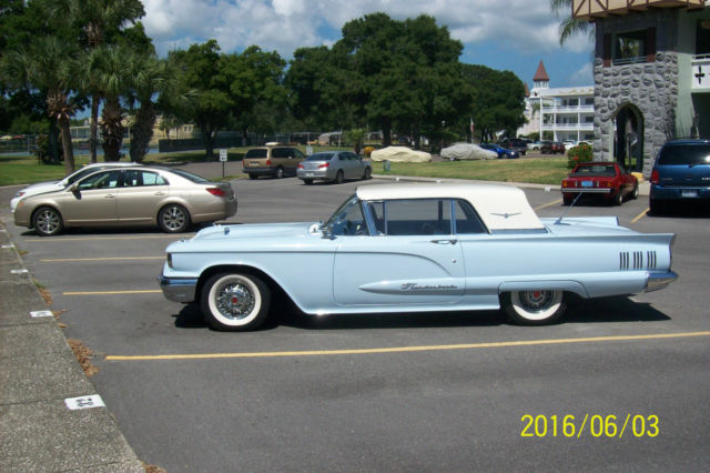 1960 Ford Thunderbird Standard - photo 11