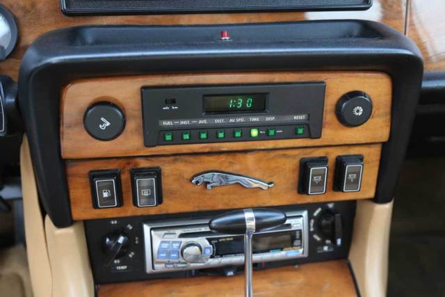1986 Jaguar XJ6 - photo 8