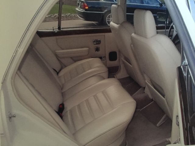 1989 Bentley Turbo R Base Sedan 4-Door - photo 12
