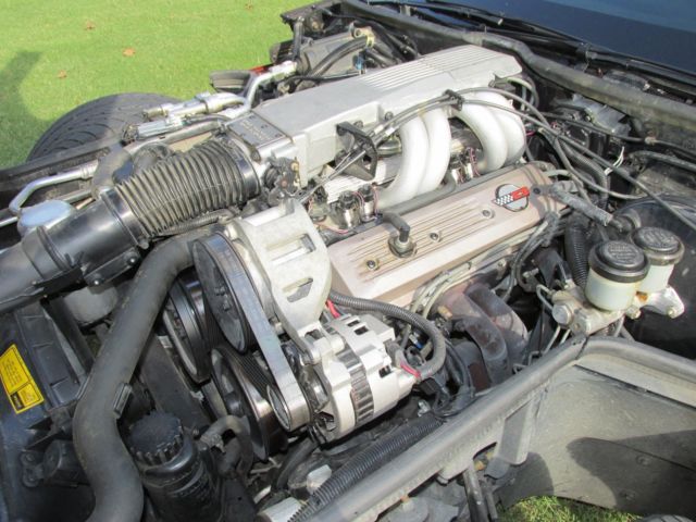1989 Chevrolet Corvette Convertible - photo 10