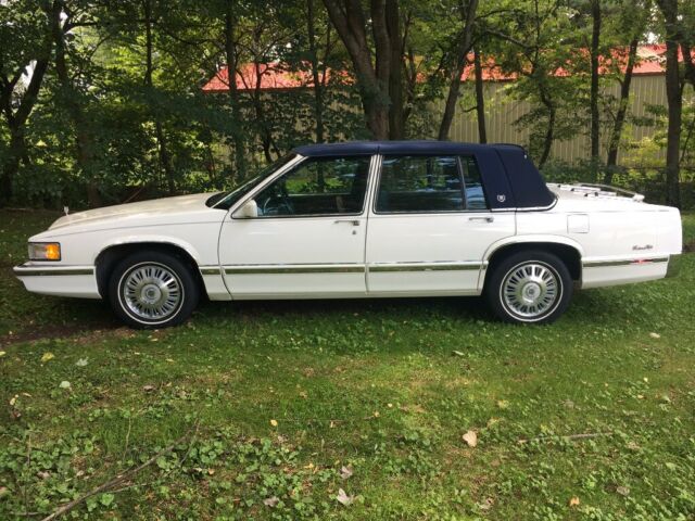 1993 Cadillac DeVille Sedan DeVille - photo 8