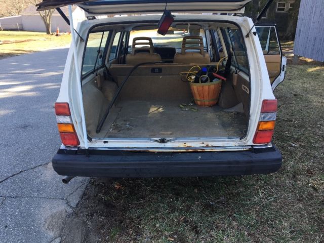 1986 Volvo 240 - photo 7