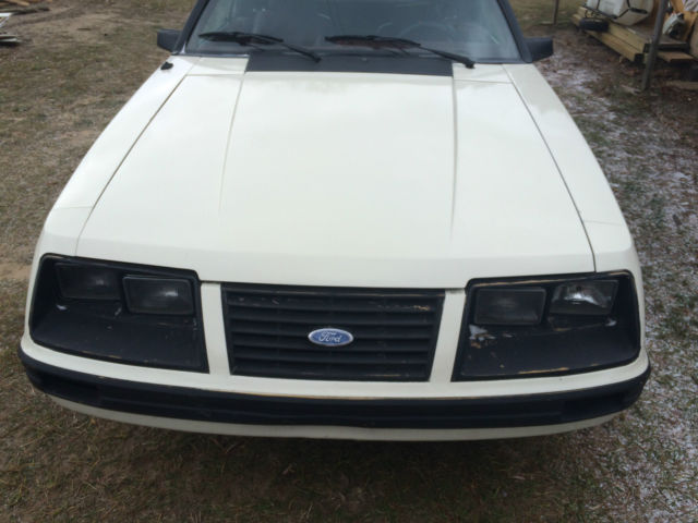 1983 Ford Mustang GLX - photo 7