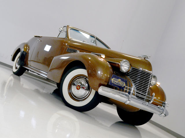 Beautiful older restoration, runs and drives superbly, new radials, gorgeous!! 1940 Cadillac Other Convertible