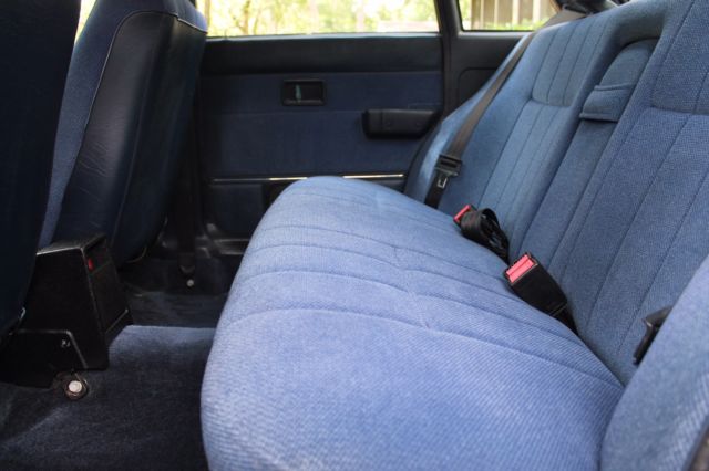 1992 Volvo 240 - photo 11
