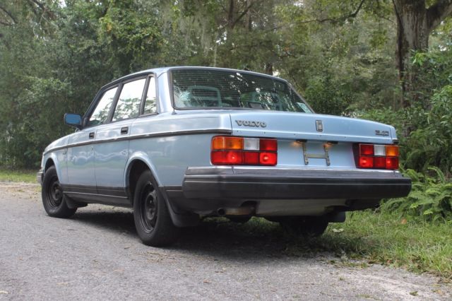 1992 Volvo 240 - photo 5