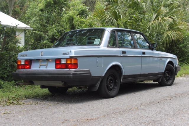 1992 Volvo 240 - photo 6