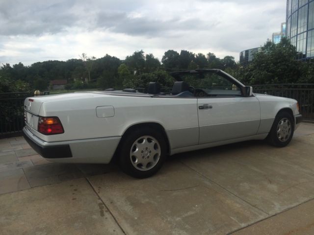 1993 Mercedes-Benz 300-Series Cabriolet - photo 4