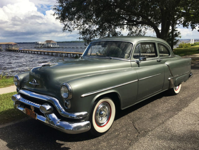 Beautiful Original 1953 Oldsmobile Super 88 2 Door Sedan (1950-1955 GM) 1953 Oldsmobile Eighty-Eight 2 Door Sedan