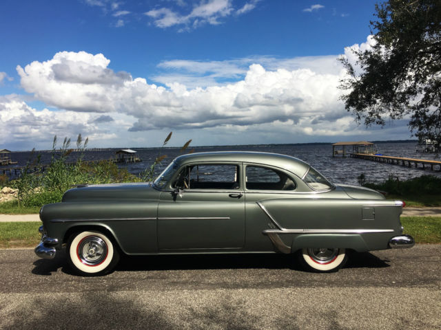1953 Oldsmobile Eighty-Eight 2 Door Sedan - photo 2