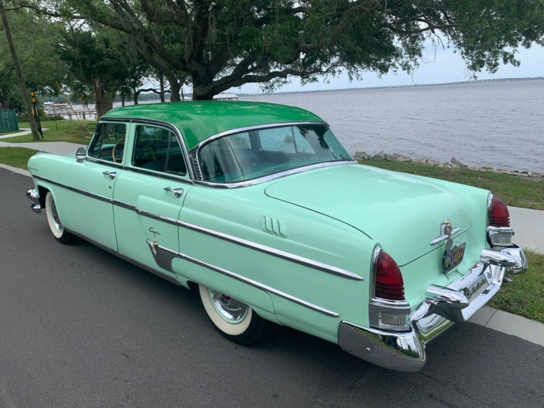 1954 Lincoln Capri 4 Door - photo 4