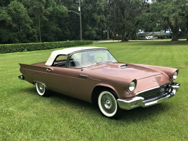 1957 Ford Thunderbird 2 Door - photo 2