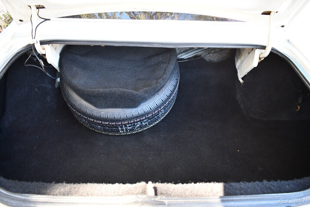 1979 Chrysler 300 Series Buckets Console A/C Power Steering & Brakes - photo 10