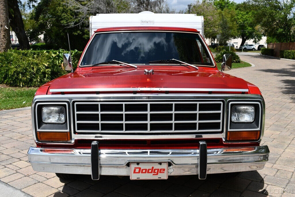 1985 Dodge Ram 1500 Camper Special 5.2L V8 Auto - photo 7