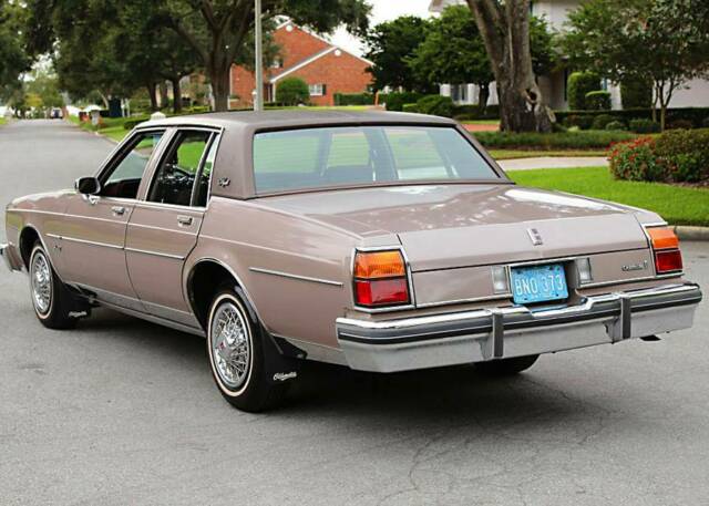 1984 Oldsmobile Eighty-Eight ROYALE - MINT - 43K MILES - photo 2