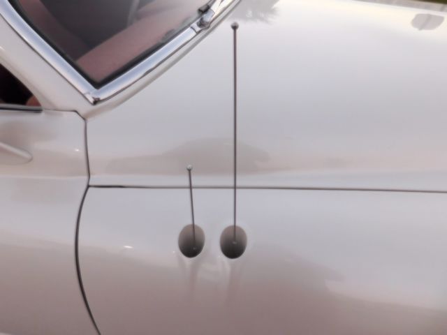 1949 Cadillac Series 62 Peach burlap w/ white vinyl - photo 10