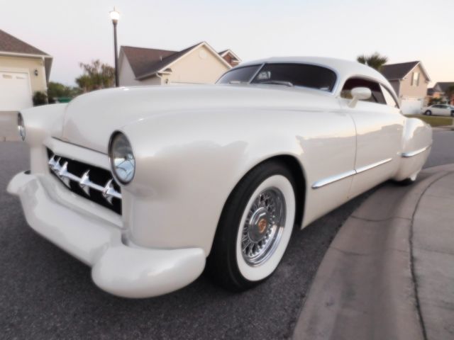 1949 Cadillac Series 62 Peach burlap w/ white vinyl - photo 8