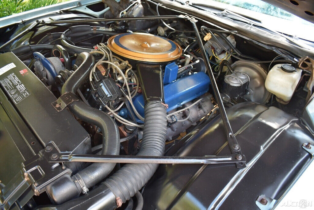 1976 Cadillac Fleetwood 1 Family Owned 53ks loaded Fuel Injected - photo 13