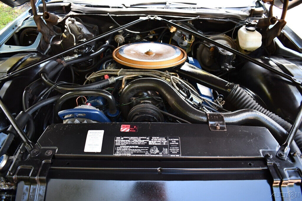 1976 Cadillac Fleetwood 1 Family Owned 53ks loaded Fuel Injected - photo 8