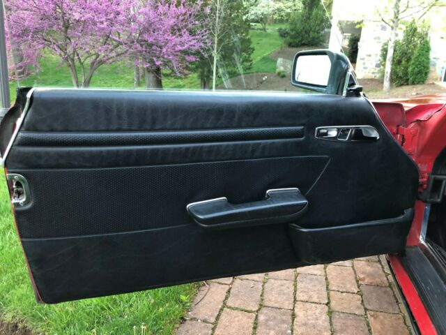 1987 Mercedes-Benz 500-Series 560SL Hard and Soft Top Convertible - photo 4