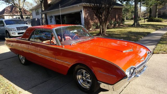 1962 Ford Thunderbird - photo 2