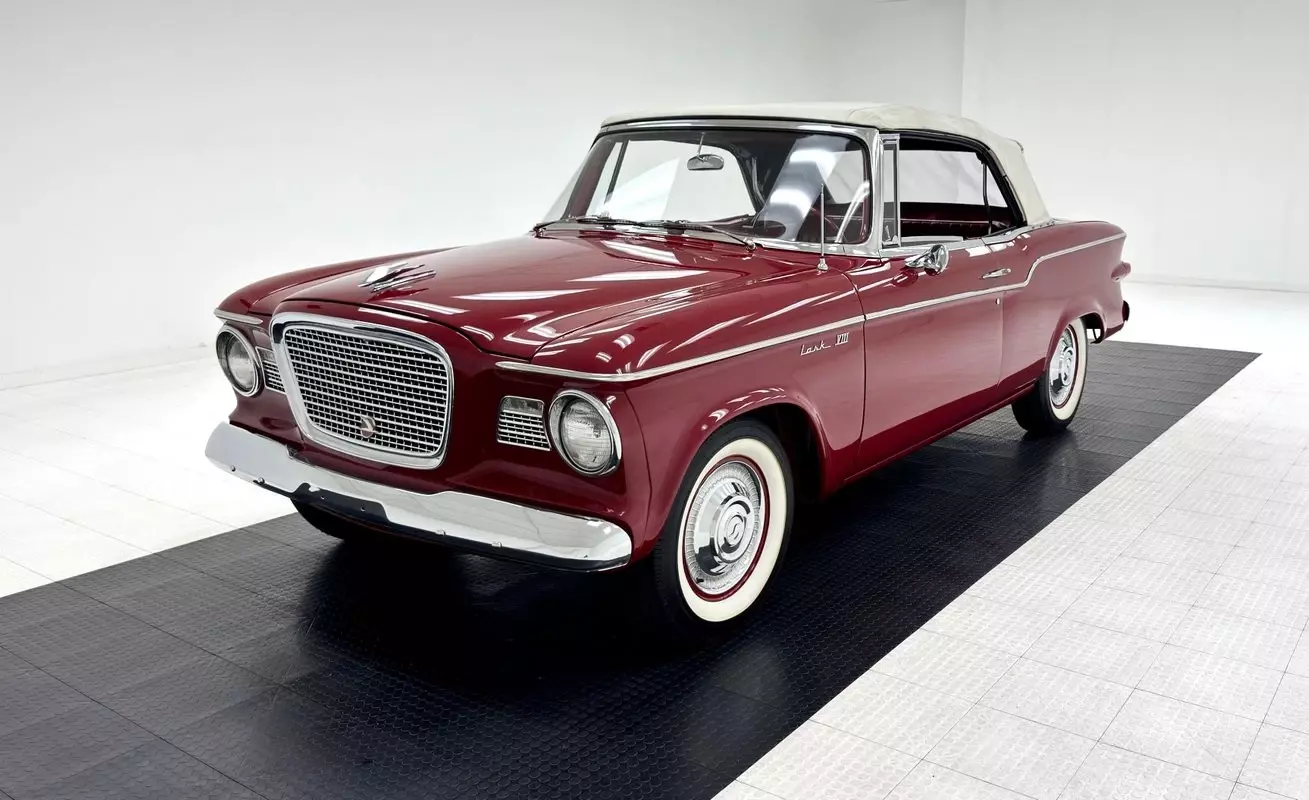 Beautiful Resto/259ci 4bbl V8/Flite-O-Matic/Top Down Fun/Rarely Seen Model 1960 Studebaker Lark VIII Regal Convertible