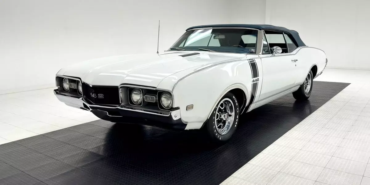 Beautiful Resto/NM Rebuilt 400ci V8/NM TH400 Auto/Newer Power Top/Smooth Cruiser 1968 Oldsmobile 442 Convertible