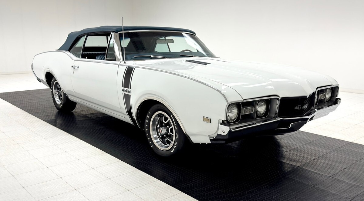 1968 Oldsmobile 442 Convertible - photo 10