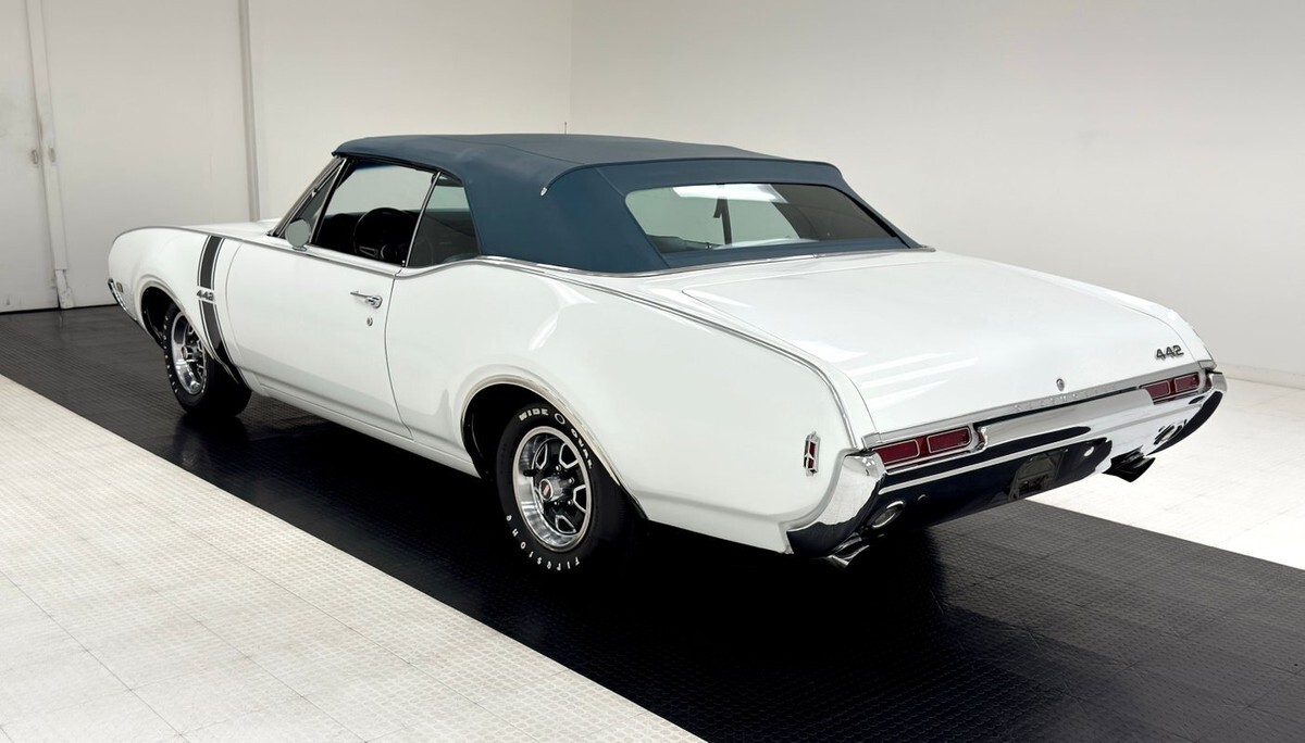 1968 Oldsmobile 442 Convertible - photo 5