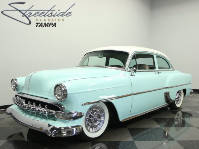 BEAUTIFUL RESTORATION, LASER STRAIGHT, 350 V8, COLD A/C, PS, PB W/FRNT DISCS, A+ 1954 Chevrolet Bel Air/150/210