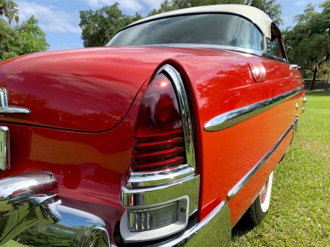 1954 Lincoln Capri 2 Door Hardtop - photo 13