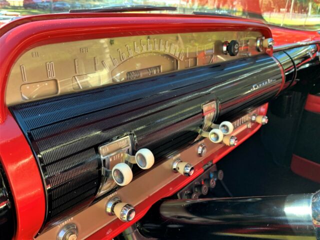 1954 Lincoln Capri 2 Door Hardtop - photo 11