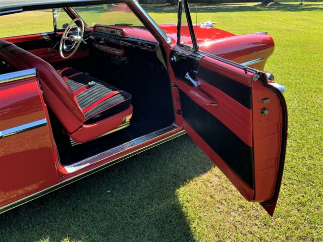 1954 Lincoln Capri 2 Door Hardtop - photo 12