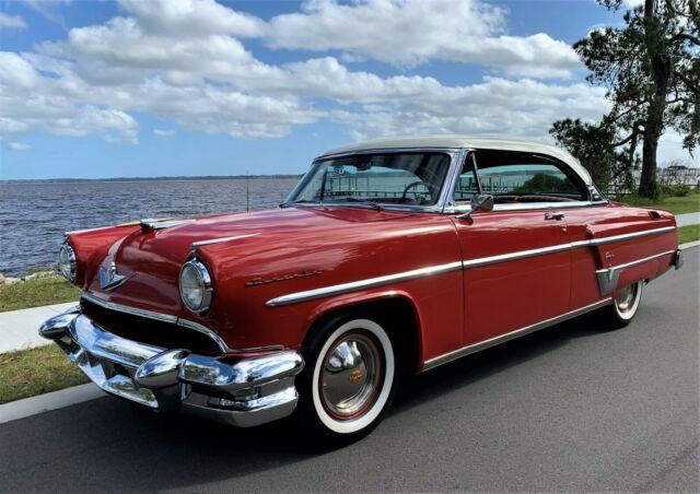 1954 Lincoln Capri 2 Door Hardtop - photo 2