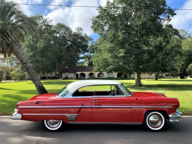 1954 Lincoln Capri 2 Door Hardtop - photo 8