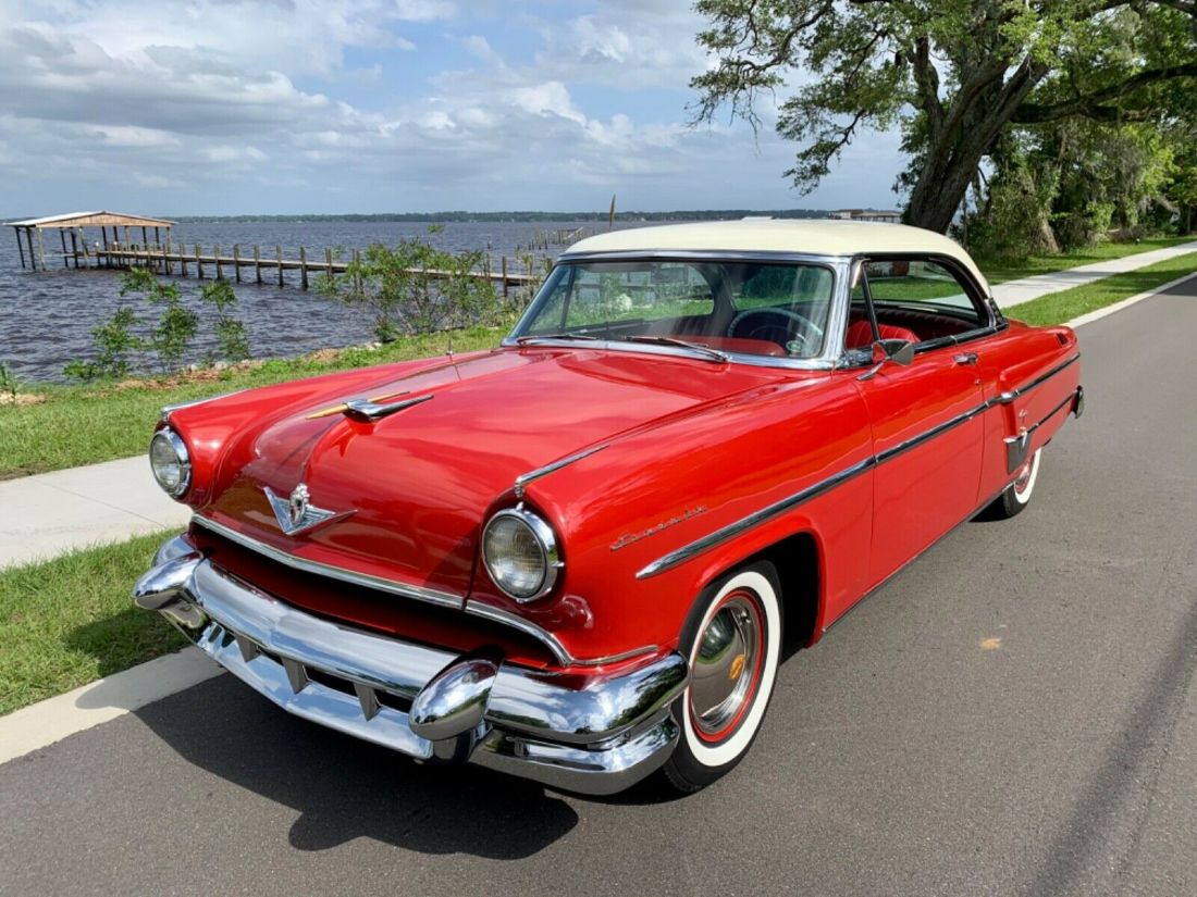 1954 Lincoln Capri 2 Door Hardtop - photo 2