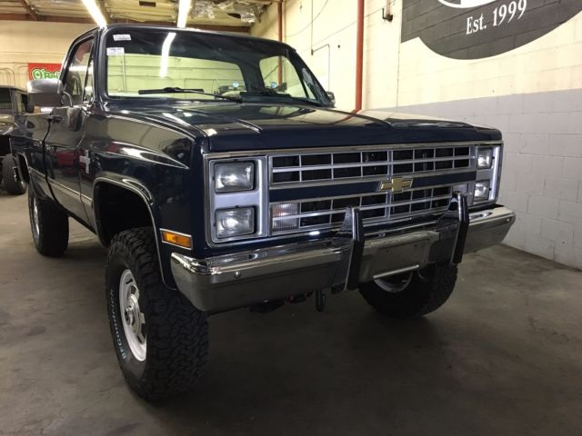 1987 Chevrolet C/K Pickup 2500 SILVERADO 4X4 - photo 5