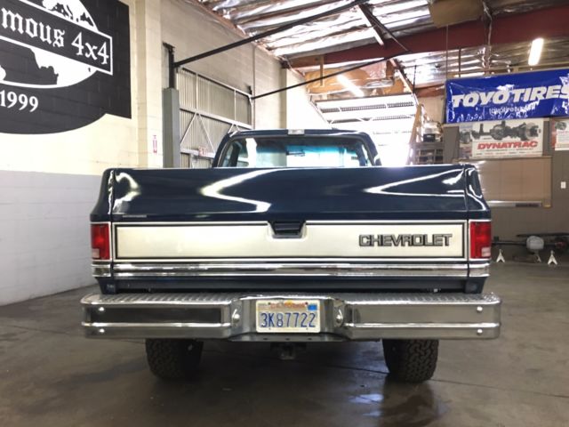 1987 Chevrolet C/K Pickup 2500 SILVERADO 4X4 - photo 6