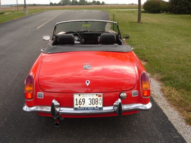 1974 MG MGB - photo 7