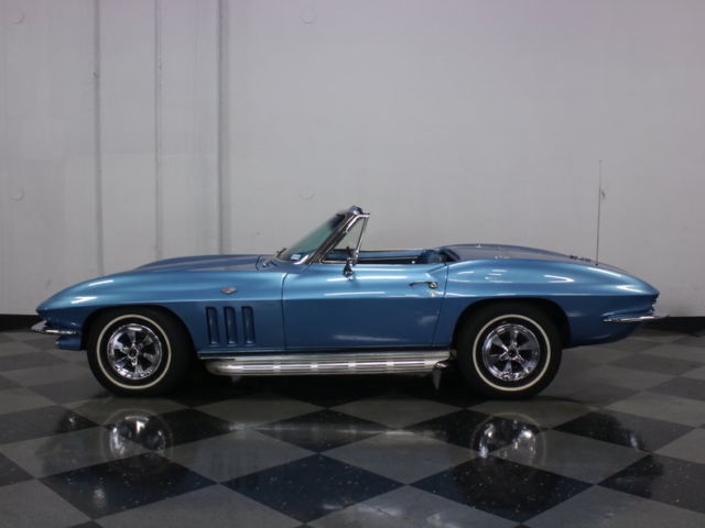 1965 Chevrolet Corvette - photo 2