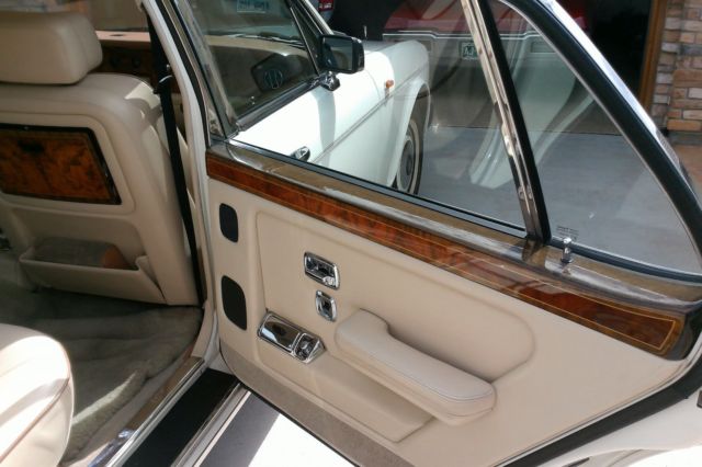 1991 Rolls-Royce Silver Spirit/Spur/Dawn Silver Spur II - photo 4
