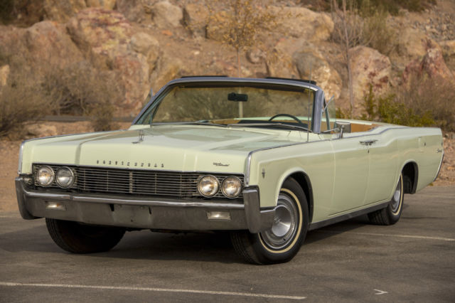 1966 Lincoln Continental CONVERTIBLE 4DR SUICIDE DOORS RUST FREE BEAUTY - photo 2