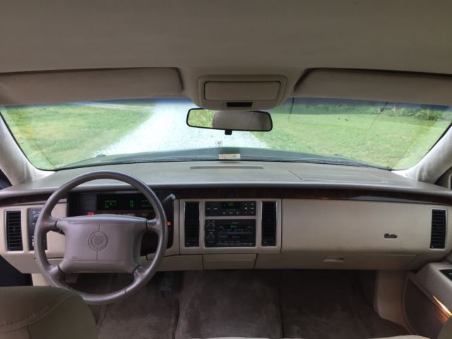 1994 Cadillac Fleetwood - photo 5