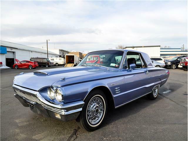 Beautiful showroom condition 1964 Ford Thunderbird for sale! 1964 Ford Thunderbird Sport Coupe