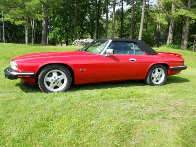 1993 Jaguar XJS with 5 speed manual transmission. NO RESERVE! - photo 3