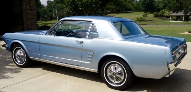 1966 Ford Mustang - photo 2