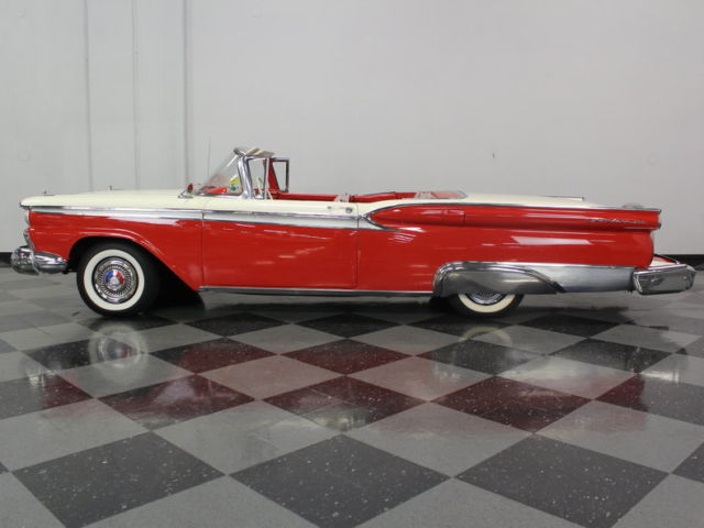 1959 Ford Skyliner - photo 2